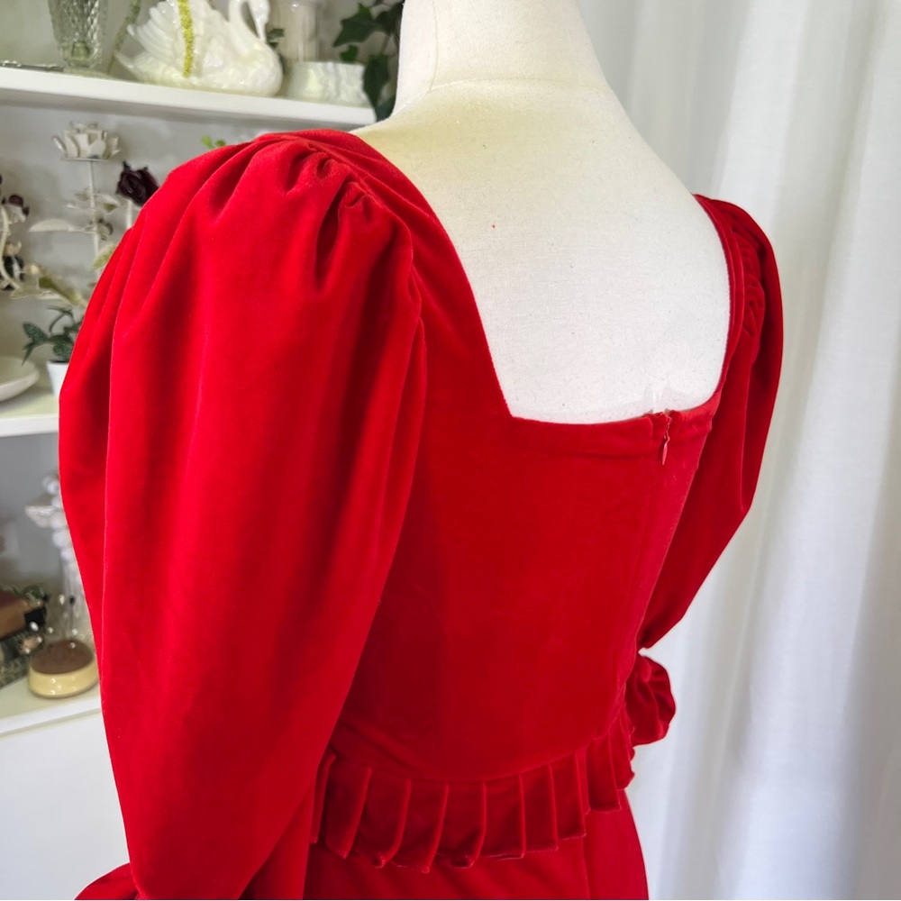 Hot Fashionista Red Matilda Velvet Long Sleeve Pleated Hem Mini Dress - Picture 8 of 16